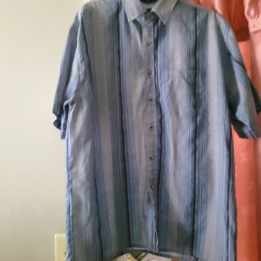 Men's Blue Striped Shirt